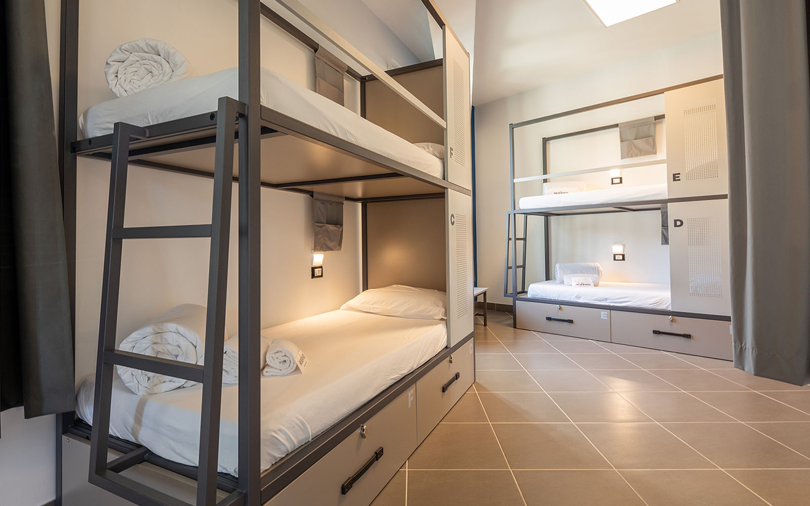Private Single Room — cosy room for solo travellers